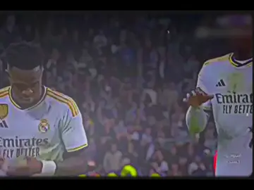 رقصة فيني و كاما 😁🕺🕺#فينسيوس #تيم_أيكونز #ريال_مدريد #m1 #تيم_ملوك_العالم @المدريدية 27.8k 💔💔 