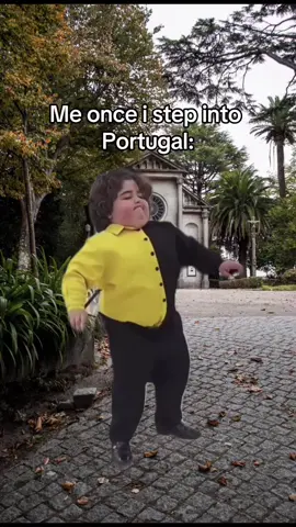 Can you relate? 🤣🇵🇹 #Meme #MemeCut #portugal #travel #traveltiktok #tiktok #travellife #travelbucketlist #explore #fyp 