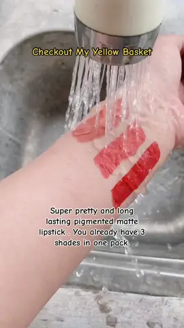 #strawberrysprinkles25 #mattelip #mattelipstick #lipstick #lips #mattelipstick #fypage 