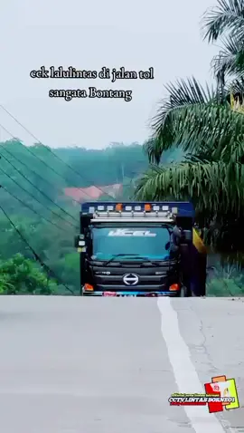 CCTV lalulintas #storysahabatlintas #drivermudahpunyacerita #lintaskalimantan #foryoupage #foryou #fyp #fypシ #cctvlintasborneo1 