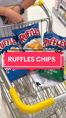 Gets your snacks now 🤤 #ruffleschips #potatochips #snack #keenapamittan #tiktok 