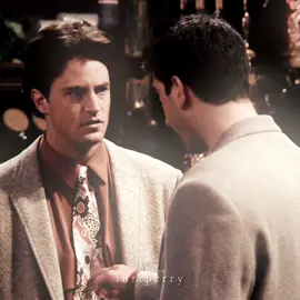 ୨୧ — #chandlerbing my favourite Lana coded boyfriend. ( ignore how choppy the velo is. ) || scp; @シ︎ ac; @audios • wqynes  #friends #friendstvshow #matthewperry #fyp #viral #xyzbca 