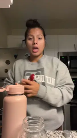 What’s in my pre-workout drink? 🤩 @Axe & Sledge #fyp #GymTok #Fitness #fitnessmotivation #gains #preworkout #gymgirl #latinacontentcreator #mexicancontentcreator #browngirl #grwm 