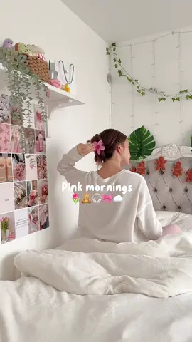 Christmas bead confetti is out now! 🎄Link in bi0 to order!🎀☁️ #pink #morningvlog #Vlog #morning #SmallBusiness #fyp #pinkgirl #aesthetic 