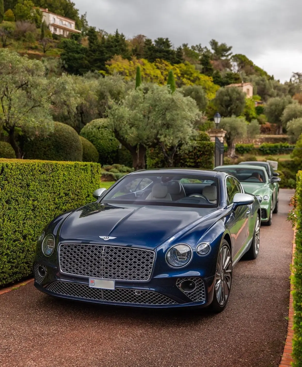 #monaco #bentley #bugatti #pagani @GMK 