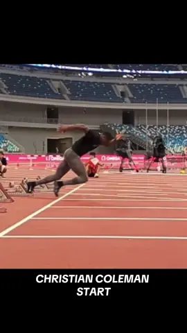 ¿Mejor salida de tacos?  El dia previo del meeting Christian Coleman hizo esta salida de tacos en China. Posteriormente en la carrera hizo una marca de 9,83.  Video extraido de Cathal Dennehy/X  #trackandfield #startingblocks #sprinting #athletics 