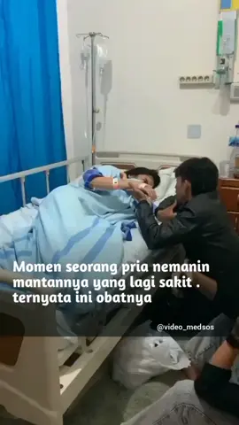Momen dimana yg ngga bisa terlupakan sepanjang hidup..ngga tau kenapa biasa nya setiap liat darah dikit ajah pasti ngga kuat.Tapii ngga tau disaat pas liatt bidadari kecill datang rasa takut pun hillang saat dari pertama nemenin.sampai dari nyuci darah2  nya.mulaii ngangkatin Arii2 nya.ngeliat pertama pas si dede keluar .pokoknya tak pernah terlupakan😍😍😍😍