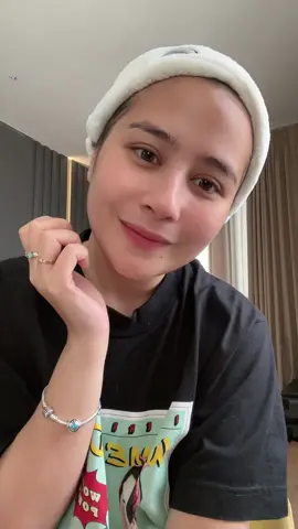 akhirnya bikin video sambil cerita-cerita lagiii! kali ini sambil ngemil #MammaMiaLezatos @Chocolatos 