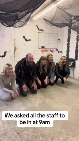We told our staff to be im at 9…👀 #natualdogtreat #trending #doglovers #staffcontent 