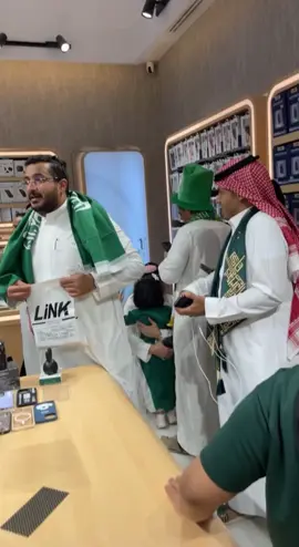 ثروباك يوم شفنا @MsHari #مشاري_العتيبي في #البوليفارد #93saudinationalday 🇸🇦🤍🤍
