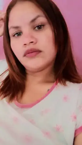 escúchala vale 