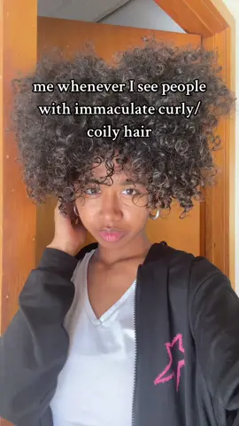YALL BE EATINGGG 😍😌#curlyhair #coilyhair #naturalhair 