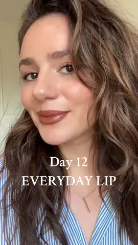Day 12 EVERYDAY LIP: Liner: @Anastasia Beverly Hills Cool Brown Lipstick: @meritbeauty 1990 . . . . #makeup #everydaylip #lipcombo #motd #merit #meritbeauty #anastasiabeverlyhills #brownlipstick #fallmakeup #falllipcolor #brownlipstick 