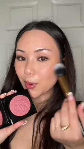 The blush all of the celebs are obsessed with 💋 Shop Skin Fetish: Divine Blush in shade Divine Rose on our website! #patmcgrathlabs #patmcgrath #blush #powderblush 