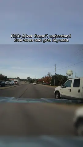#driving #idiotsincars #car #cars #newdriver #uturnchallenge #dashcam #dashcamvideos #dashcamusa #cartok #roadsafety #usa #viralvideo #foryou #lingdudashcam