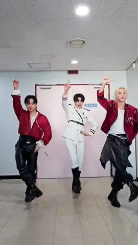 우린 오히려 좋아 락락락락🤘 Love all my days ෆ˙ᵕ˙ෆ #HappilyEverAfter #YEONJUN #Changbin #Felix #StrayKids @Stray Kids #TXT #FREEFALL