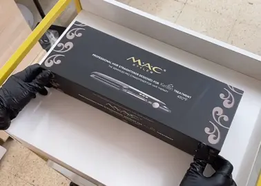 Plancha profesional Mac Styler, con calor hasta 480F, placa titanio !! 