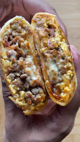 Episodio 1 | Burrito 🌯 La receta detallada la puedes encontrar en mi redes sociales con más trucos, consejos y paso a paso :) iA disfrutar! #burrito #burritos #cocinando #AprendeEnTikTok #lakhocina 