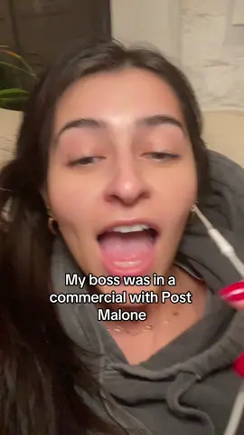 Jealous but ok #fyp #storytime #funnystorytime #comedy #nyc #storytimes #postmalone #wfh #greenscreenvideo 