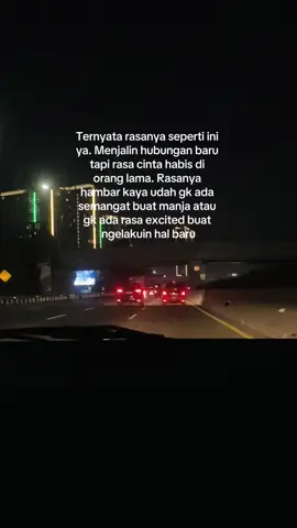 Untuk km yg sedang bersamaku. Maaf ya aku jahat terlalu dalam naruh perasaan ke orang lama. Tpi sedang ku usahakan agar bisa jauh lebih bahagia sama km. Love u 🥰