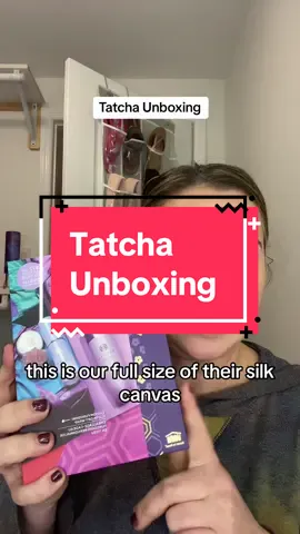 Lets do a little unboxing #prunboxing #unboxing #brands #brand #MomsofTikTok #smallcreator #beauty #beautycreator #skincareproducts #tatchapartner #gifts #giftsets 