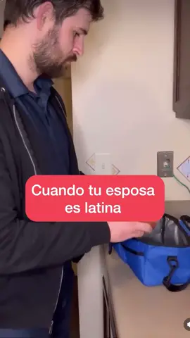 Cuando tu esposa es latina 😅 #chabelitaymichael #comedia #latinaygringo 