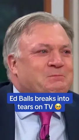 A tearful moment between Ed Balls and Gareth Gates, as he opens up on Good Morning Britain about how Gareth helped him come out in public about his speech impediment #edballs #garethgates #speechimpediment #fyp #news #gmb #goodmorningbritain #emotional #crying #emotions #lisp #letskeeptalking 