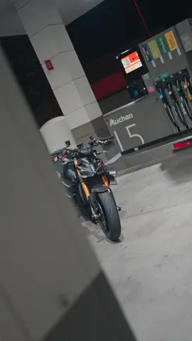 Streetfighter V4S #pourtoi #fyp #moto #ducati 