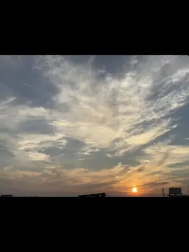 #obsessedwithsky#eveningvibes#🍁🍂#foryou#sad#sadmusic#🥀🖤#sunset #tiktokvideo#tiktokstatusvideo🥰#viralllllll#fyp#views#likes#follow#🥀