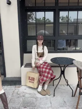Chân váy dáng dài kẻ caro xinh xắn 🌸🌸🌸#chânváykẻ #ffws2023 #TikTokAwardsVN2023 #Master2023byTikTok #TikTokFashion 