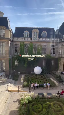 such a beautiful museum with a stunning garden 🌿🪞🏛️free entry and no need to book in advance!! 📍musée carnavalet, 23 rue de sévigné, 75003 paris  #paris #inspo #aesthetic #traveltiktok #freethingstodo #weekendinparis #mustvisit #hiddengems 