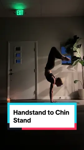 My biggest pet peeve is when I show up to an “advanced yoga class” and the most advanced thing we do is crow pose🥴  Is there such thing as “advanced yoga”?  Advanced yoga doesn’t have to mean handstands and arm balances, but incorporating challenging movements, speeding up the pace of class, giving fewer cues, and encouraging breathwork can all add challenge to a class.  #advancedyoga #yogathoughts #yogateacher #advancedyogateacher #handstand #scorpionhandstand #chinstand 
