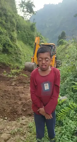 #eyeballbulginglittleboy 👀