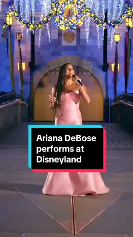 Under a sky full of stars, Ariana DeBose surprises fans with a performance of #ThisWish at Disneyland in honor of the movie event of the year, #WishMovie , only in cinemas November 24! 💫