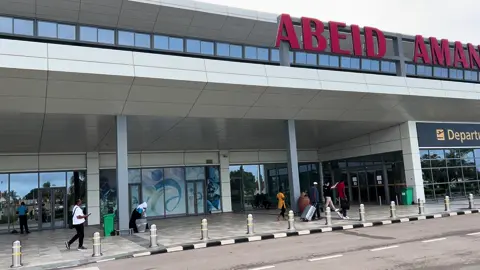 Abeid Amani kurume Airport Zanzibar😍  . . . Thank you Zanzibar👌 #zanzibartiktok #zanzibar #zanzibartiktok🇹🇿 #shotleft #zanzabella #visitsouthafrica #tanzania #airportlife #airportsecurity 