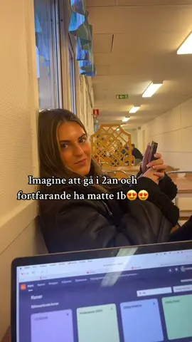 2 veckor kvar sen KANSKE en examen dååå🙏🏼🙏🏼🙏🏼🥲#foryou #matte1b #ekonomijuridik #hatamatte 