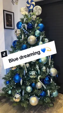 If only it was this quick in real life 😅💙🎄 #fypxmasuk #fyp #christmastok #christmasdecorating #christmashomedecor #christmasdecorideas #christmas2023 #fypシ゚viral #fypchristmas #christmasinspo #bluechristmas #christmastreedecorating #christmastreedecor #bluedecor #icechristmas 