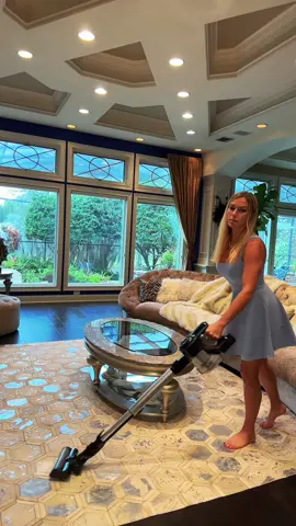 Cleaning my house, but still thinking about you 😉 #cooksandcleans #perfectwoman #fyp 
