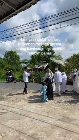Samawa pengantinnya. Amin#fyp #fypシ #fypage #bismmilahfyp #storybanjar #katakatabanjar #katakataurangbanjar #mogafyp #fyppppppppppppppppppppppp 