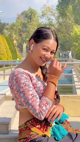 Fula boru jutho hola 🥰❤️#tiktoknepal #foryoupage #keepsupporting #fypage #fypシ゚viral #aayesha_chhetri #foryou #tiktok #nepalisong #urmilakarki259 