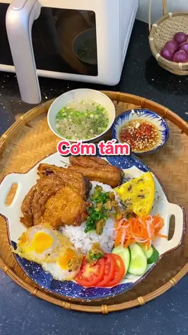 Cơm tấm sườn chả với tui nhen #ancungtiktok #noichienkhongdau #noichienmatkinh #nauancungnoichienkhongdau #LearnOnTikTok #reviewanngon #masuto #anngonnaugon #monngontainha #nauancungtiktok #nauankhongkho #buaannhanhgon #comnhabong 