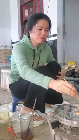 có cô 2 nhà quê ngày ngày đỗ bánh bông lan 🤦‍♀️#xh #xuhuong #xuhuongtiktok #fyp #68kiengiang #silinlt 