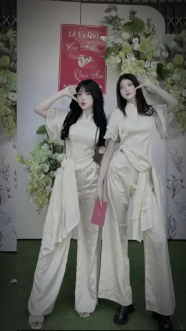Lần đầu bê tráp cùng Bà hoàng bê tráp @𝓚𝓲𝓶 𝓐𝓷𝓱 🎀 