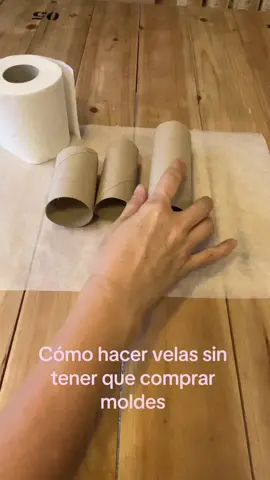 Aqui te enseñamos como hacer velas sin necesidad de comprar moldes, con simplemente el cartón del papel higienico que tienes en casa. Si lo haces me lo cuentas.  #handmade #velas #candles