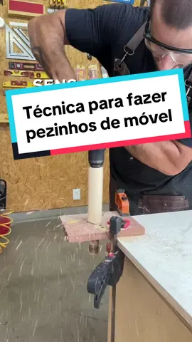 Vi esse vídeo do @takuwoodcraft fazendo uma “cavilha” gigante usando uma furadeira e algumas lâminas de tico-tico e resolvi testar! Fiquei simplesmente impressionado com o resultado, eu já tinha feito algo parecido com peças pequenas mas dessa forma dá para fazer peças grandes e largas ! 🥰 APROVADO!  ❤️❤️ Gostou da técnica? Me conta aqui embaixo ! #DIY  #marcenaria #starrettbrasil #woodworking #facavocemesmo 