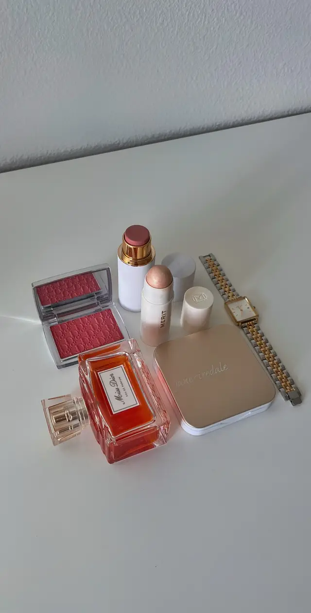 In the pink season!  @ogee @meritbeauty @Dior @Rosefield @jane iredale @CLEARSTEM Skincare 