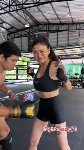 Trainer @Fitfunfight so strong 🥊😎😎 #Raelilblack #muaythai #thailand #bkk 