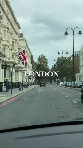 London🇬🇧#london#londonlife#londontiktok #fyp#viral#❤️ #lovegreatbritain #🇬🇧 #placetovisit #fypシ #amazing #fy  