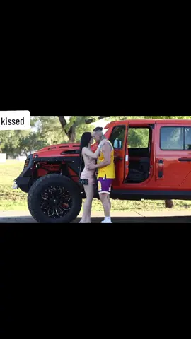 Kissed A Married Gold digger #golddigger #golddiggerprank #foryoupage #foryou #newmusic #viral #fypシ #fypシ゚viral #goodbye #money #rich 