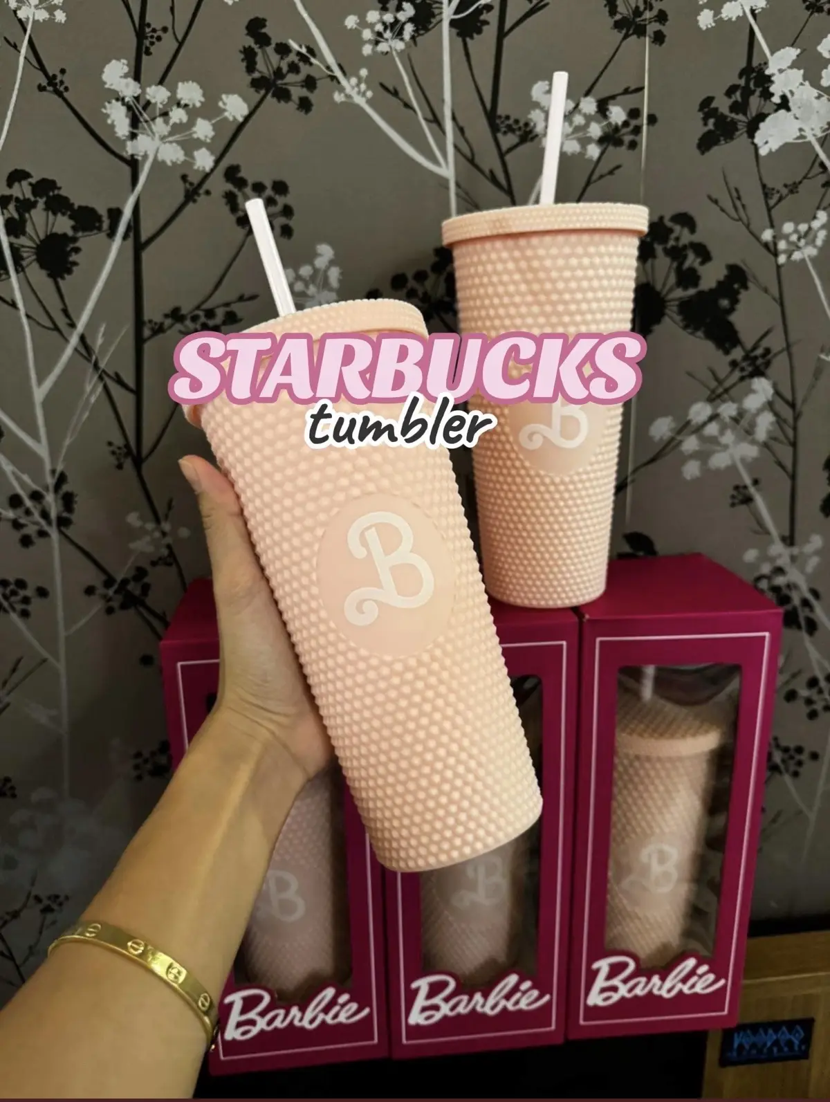 OMFG! Super nice and perfect gift this coming christmas or personal use!! 😱 #starbucks #fyp #giftideas #foryou #tiktok #tiktokph #starbuckstumbler #firsttimemom #MomsofTikTok #baby #babiesoftiktok #christmas #aesthetic #cute 